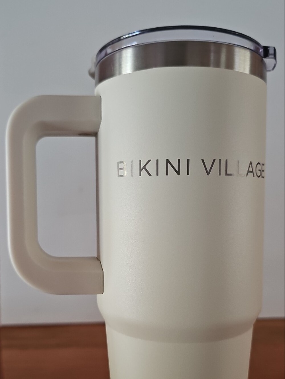 Cream Travel Mug with Handle - Picture 3 of 6